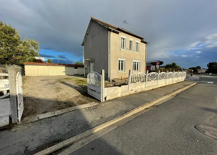 Entre Vitré, Laval , Chateau-gontier Casa vacanze *